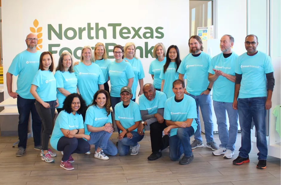 Bread Financial associates pose for a group photo at the North Texas Food Bank.