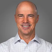 Headshot of Dennis McCarthy