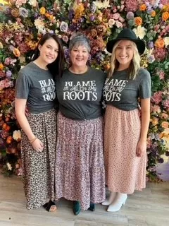 Stephanie and her daughters